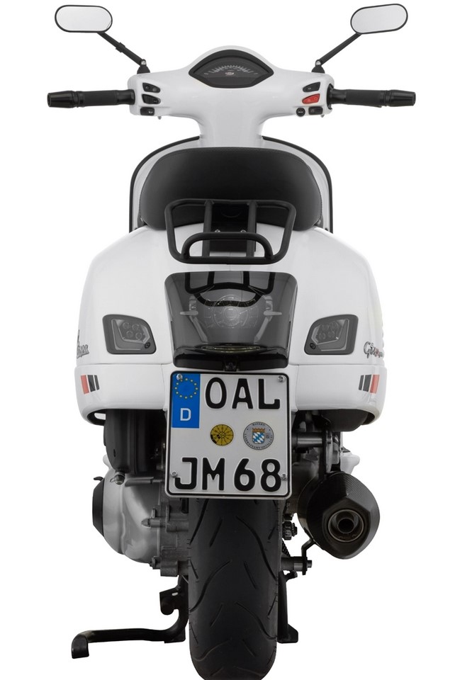 Kit indicatori di direzione posteriori destro/sinistro per Vespa GTS/GTS Super/GTV 125-300cc ('14-), oscurati