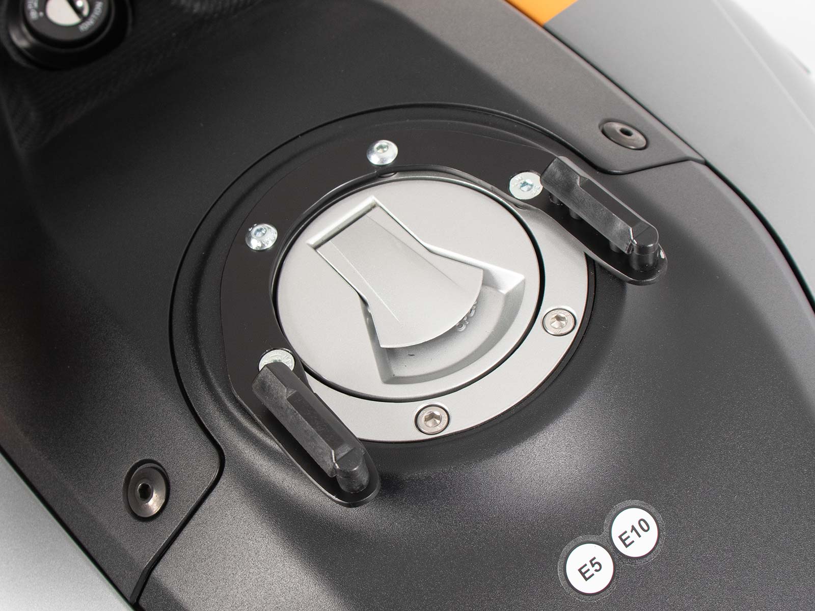 Anello serbatoio di base per Moto Guzzi Stelvio (24-) Hepco & Becker