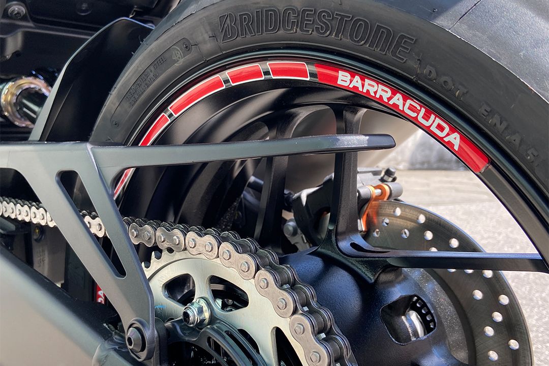 Barracuda Rim Sticker rosso 17-19 pollici