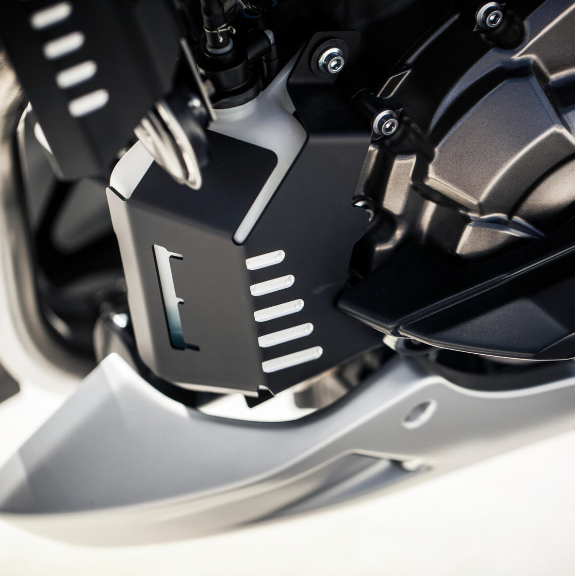 Coperchio del serbatoio del refrigerante in billet per Yamaha MT-07