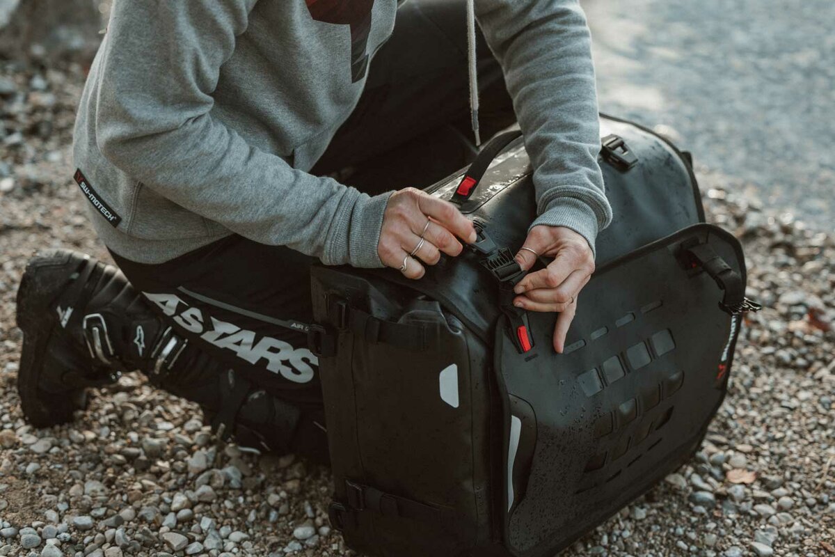 SW-Motech SysBag WP L con piastra di adattamento destra per Honda XL 750 Transalp (23-) SW-Motech