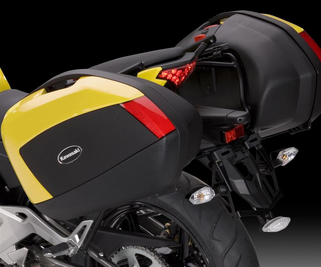 Coprivaligie (51A) Metallic Carbon Grey ER-6f 2016 originali Kawasaki