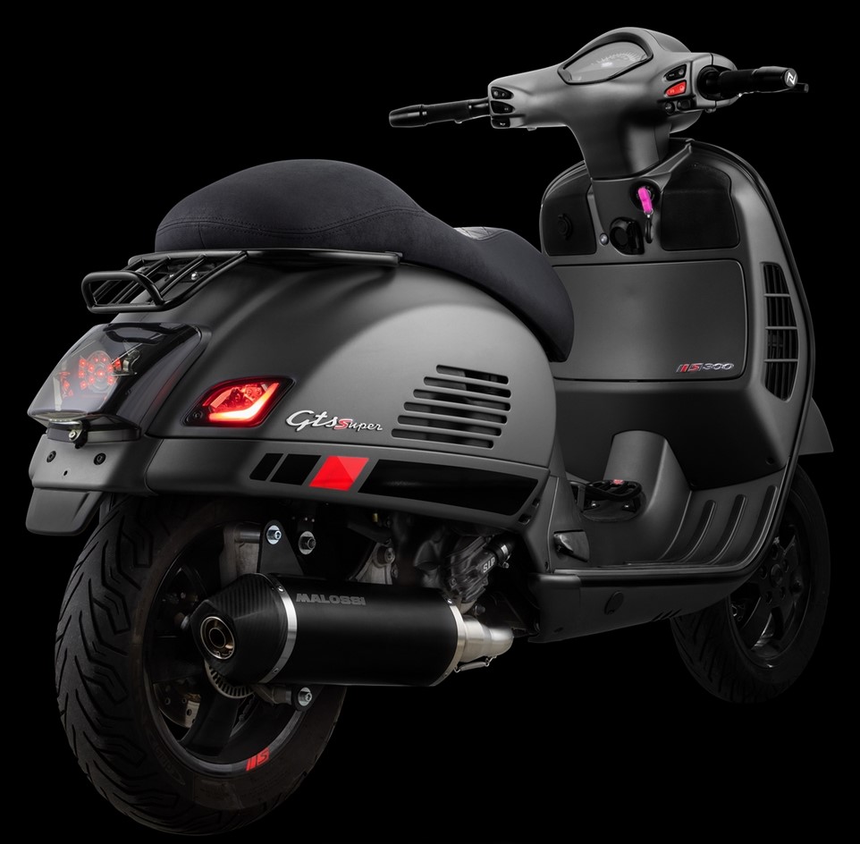 Portapacchi / maniglione passeggero posteriore 70s per Vespa GTS/GTV/GT 125-300cc 4T LC, nero opaco