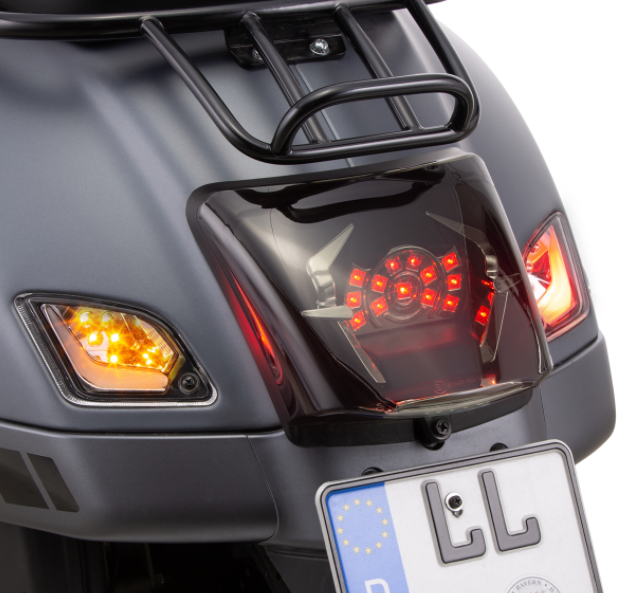 Kit indicatori di direzione anteriori e posteriori per Vespa GTS/GTS Super/GTV/GT 60/GT/GT L ('03-'13), trasparente