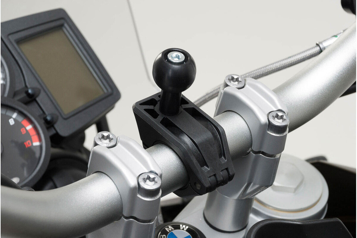 Kit di montaggio Navi a sfera da 1" per Moto Guzzi V7 III - SW Motech