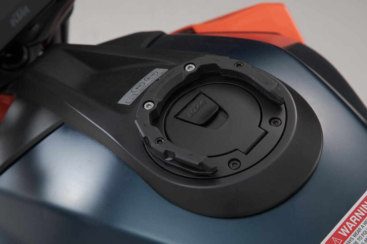 Anello serbatoio SW-Motech PRO per KTM 1390 Super Duke R /Evo