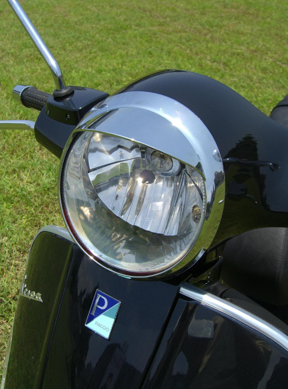 Anello lampada con paralume per Vespa LX 50-150ccm, cromo