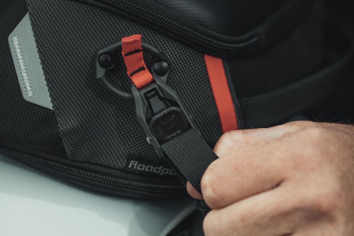 Borsa posteriore PRO Roadpack Aprilia Tuono V4 1100 Factory (18-20), KG1