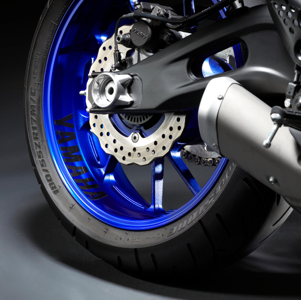 Adesivo per cerchio riflettente per ruota posteriore originale Yamaha