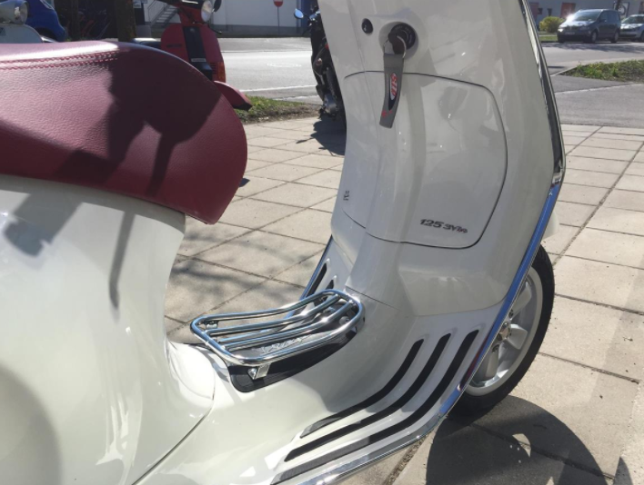 Portapacchi passante cromato per Vespa Primavera/​Sprint 50-150ccm