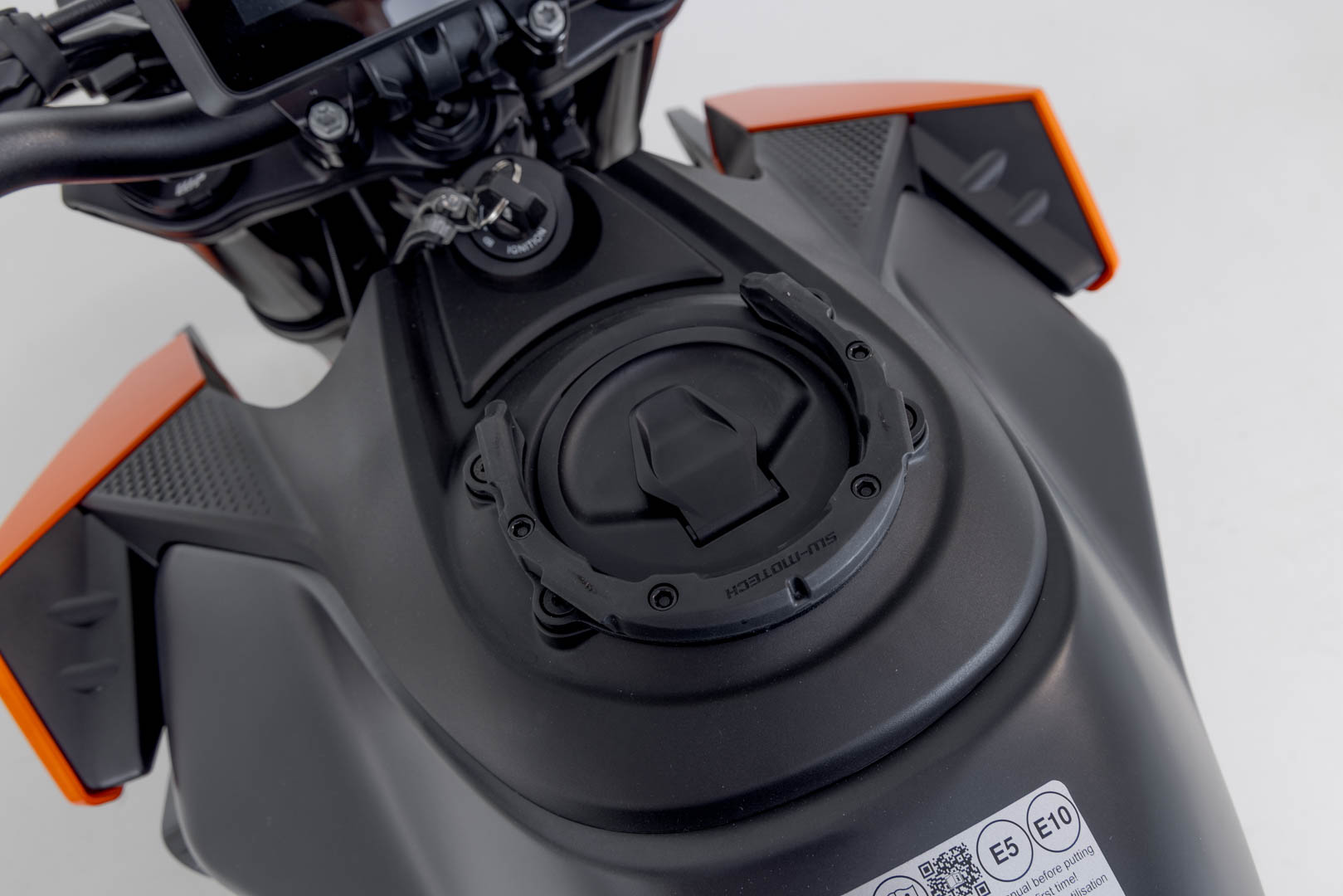 Anello serbatoio SW-Motech PRO per KTM 990 Duke