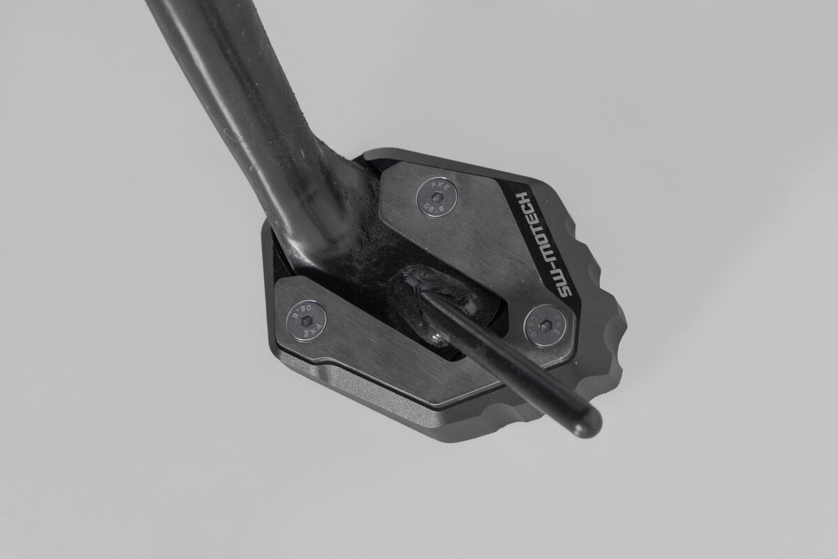 SW-Motech Estensione del piede del cavalletto laterale per Yamaha MT-09 (20-) / XSR900 (21-) - SW Motech