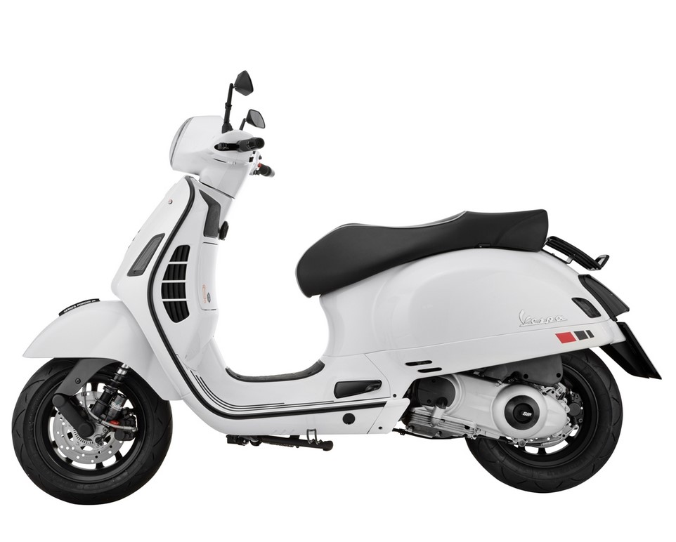 Nipplo parafango per Vespa GTS/GTS Super/GT/GT L 125-300cc, nero
