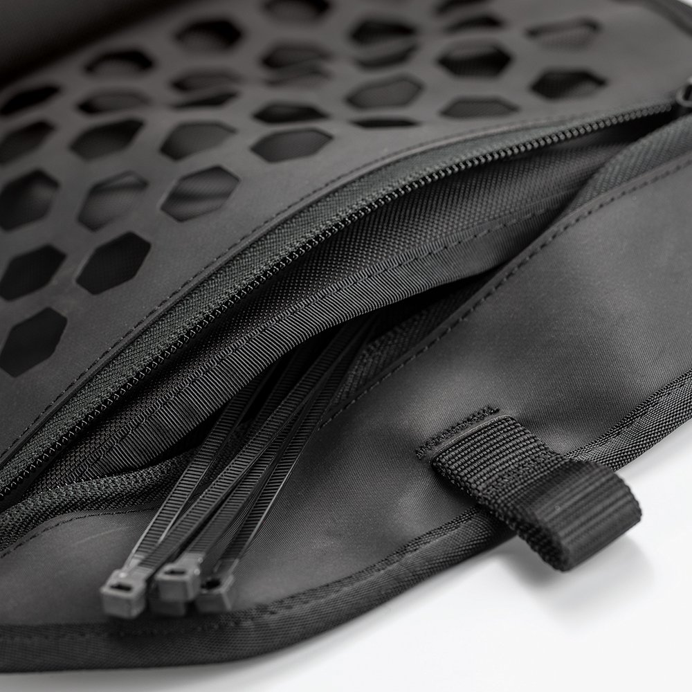 Kriega OS-Tool Roll nero (rotolo per attrezzi)