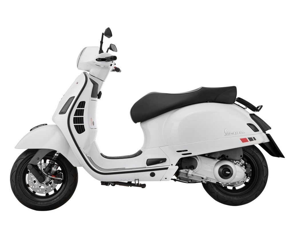 Kit indicatore di direzione posteriore destro/sinistro per Vespa GTS/GTS Super/GTV 125-300cc ('14-), trasparente