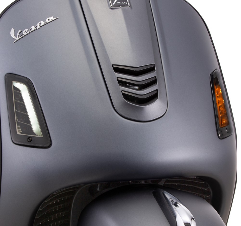 Kit indicatori di direzione anteriori e posteriori per Vespa GTS/GTS Super/GTV/GT 60/GT/GT L ('03-'13), colorati