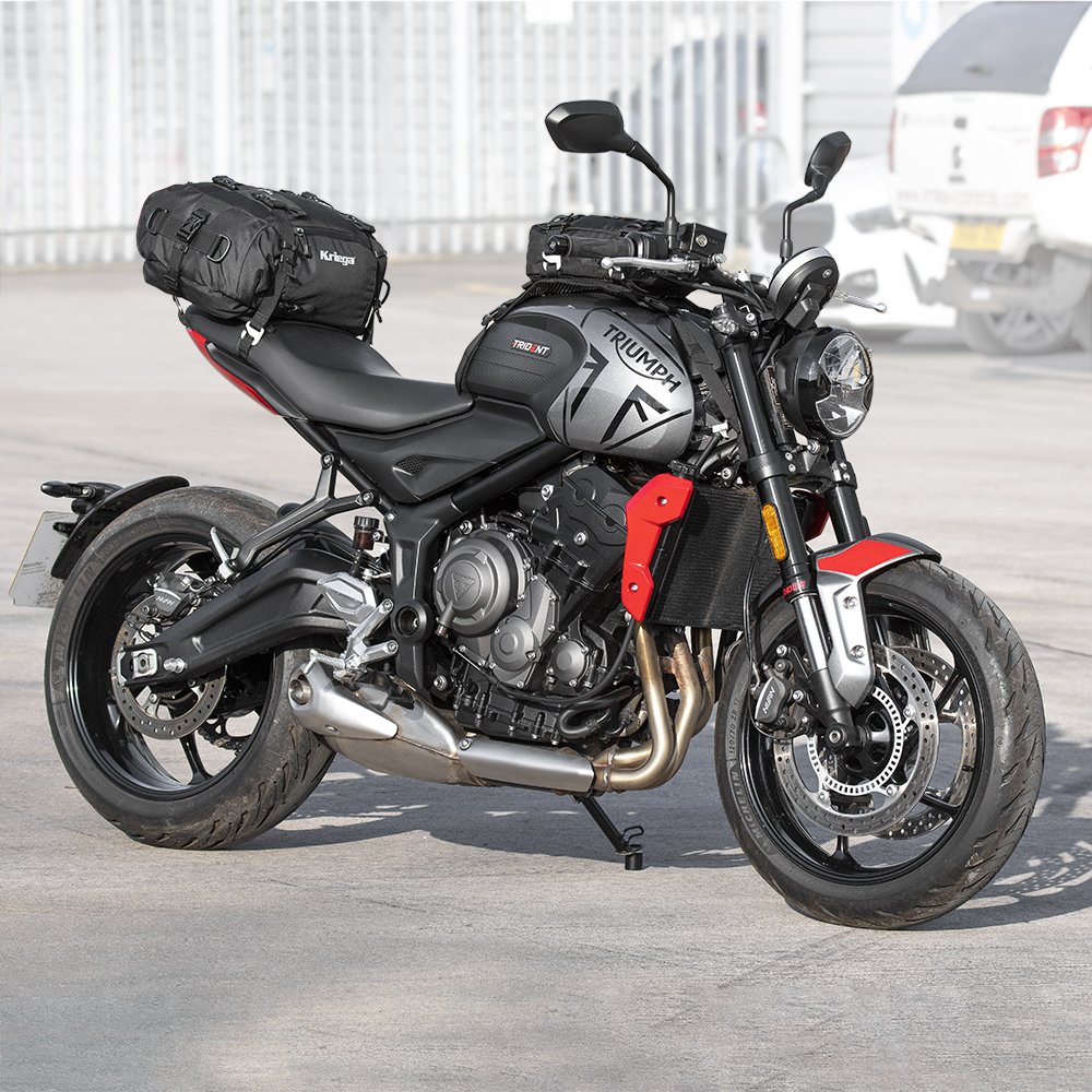 Kit di montaggio Kriega US Drypack per Triumph Trident 660
