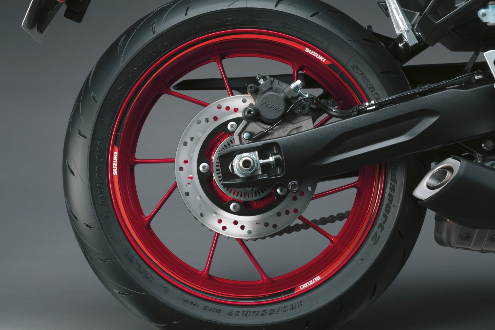 Decorazione bordo cerchio rosso/nero per Suzuki GSX-8R / GSX-8T (25-) / GSX-S 1000 GX (24-) Originale