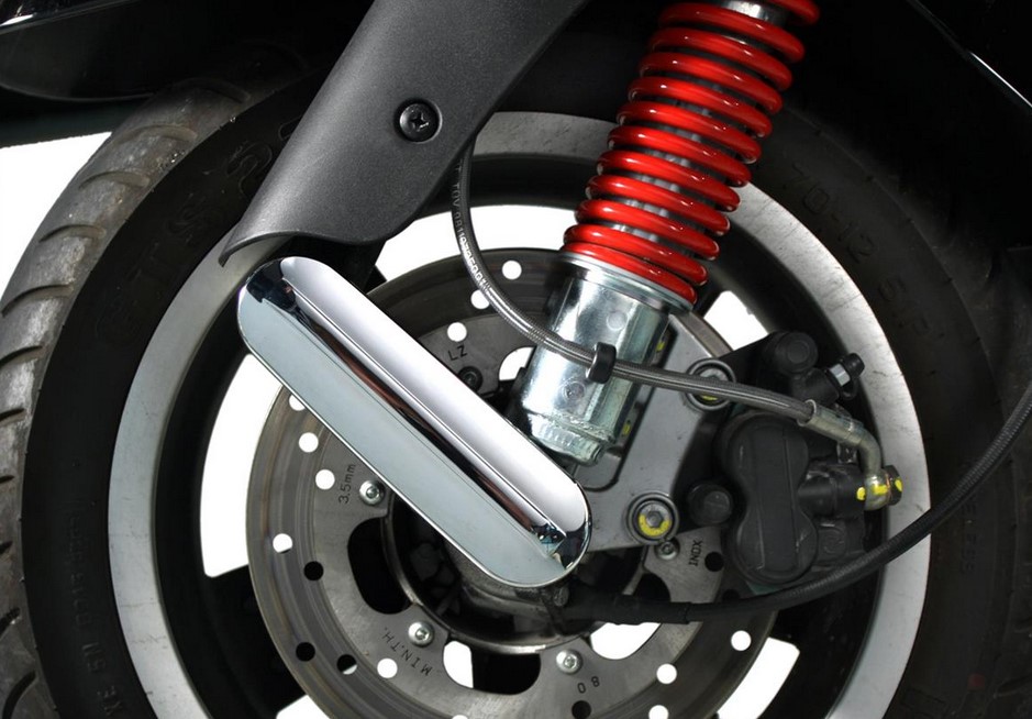 Copriforcellone per Vespa, cromato