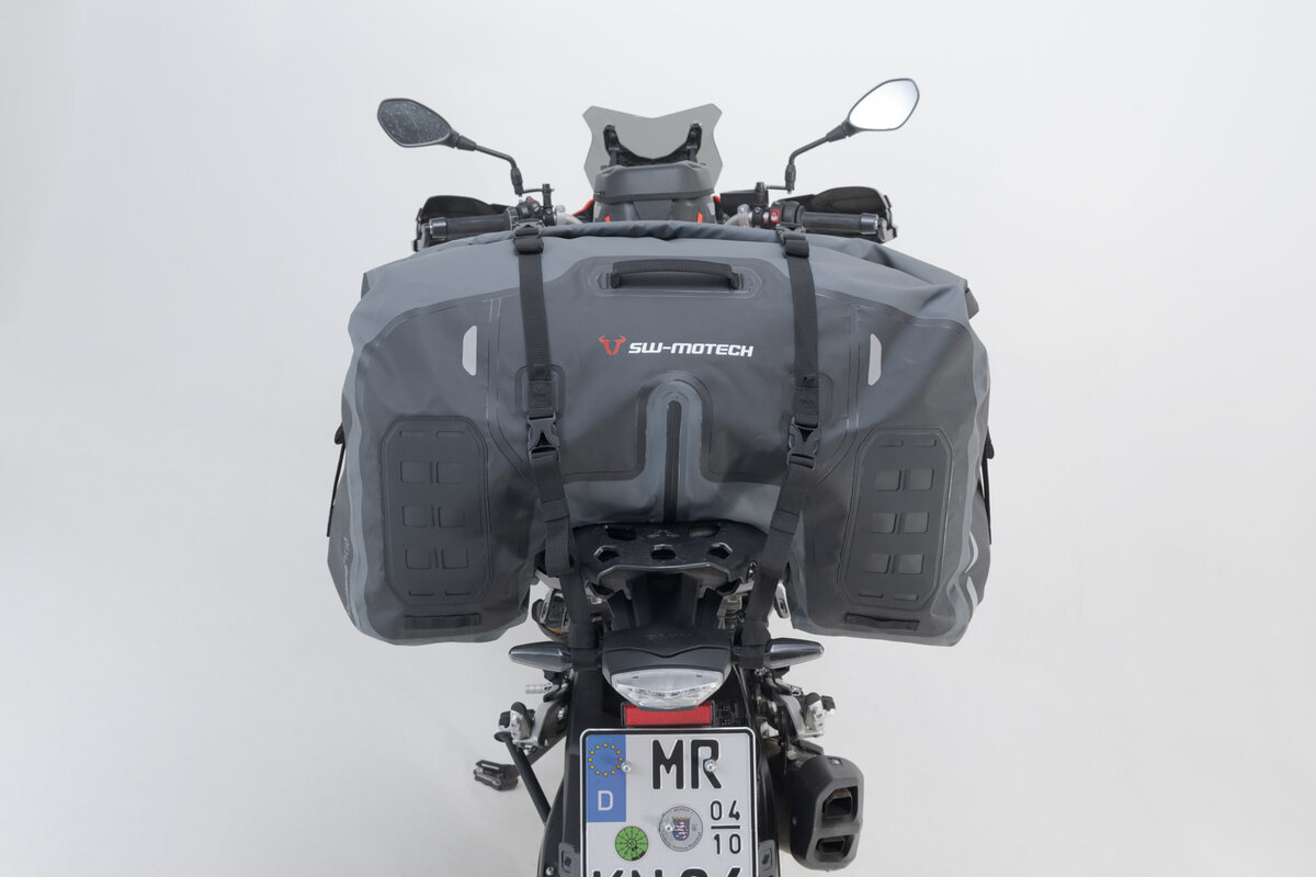 Borsa posteriore Drybag 700 per Aprilia RSV 4 Tuono 1100, nero/grigio - SW Motech