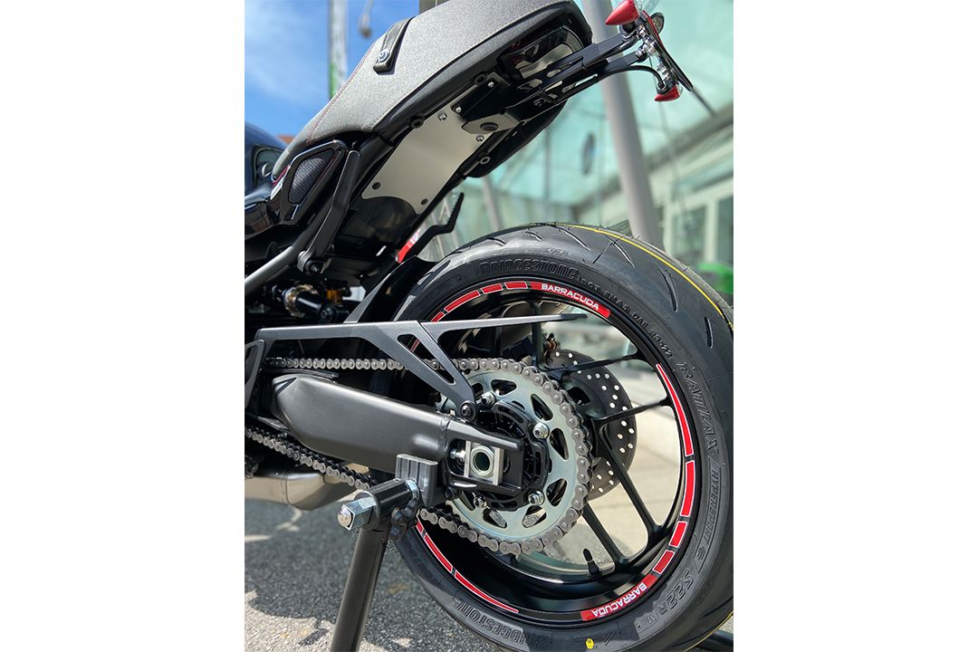 Barracuda Rim Sticker rosso 17-19 pollici