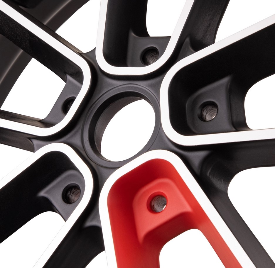 Cerchio anteriore/posteriore 13” per Vespa GTS/​GTS Super/​GTV/​GT 60/​GT/​GT L 125-300ccm, nero opaco/​rosso