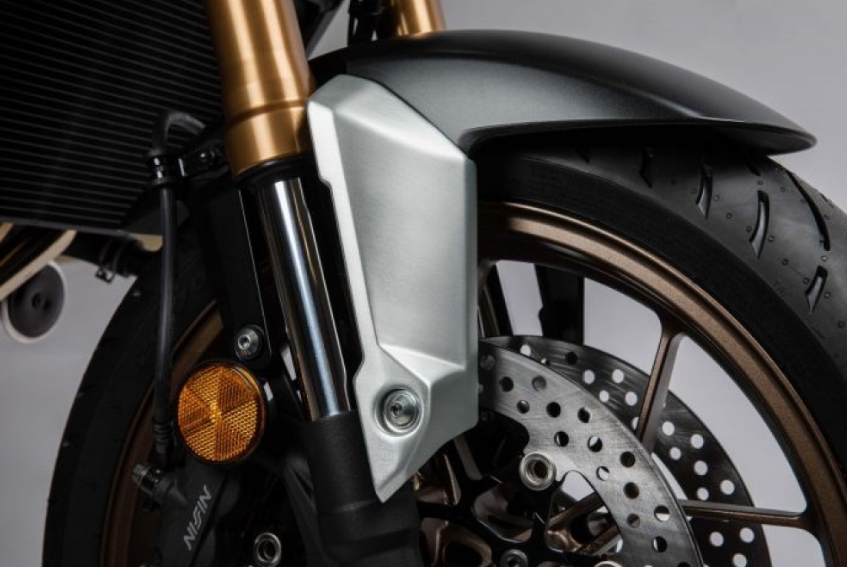 Allargamento del parafango anteriore per Honda CB650R (Bj.19-)