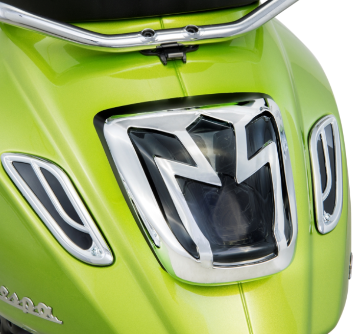 Fanale posteriore per Vespa Primavera/​Sprint 50-150ccm 2T/​4T AC, cromato