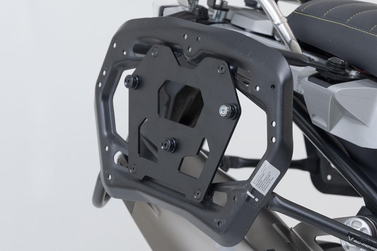 SW-Motech Kit di adattamento per il supporto laterale PRO per il montaggio di SLC sul supporto laterale PRO Originale SW-Motech