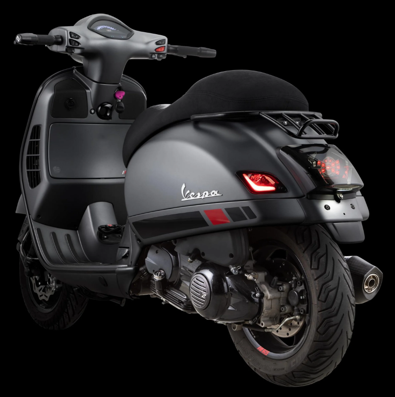 Sella sportiva "Black Editiont" per Vespa GTS/GTS Super/GTV 125-300ccm (14-), trapuntata nera