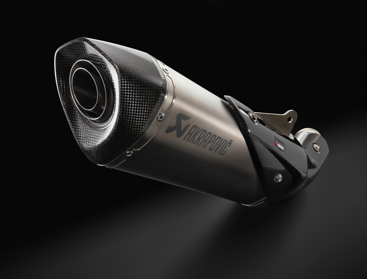 Sistema di scarico Akrapovic Slip-On LINE per KTM 790 Duke (Bj.18-)