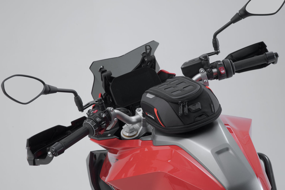 SW-Motech Borsa da serbatoio PRO Micro HONDA CRF1100 L Africa Twin (19-20), SD08