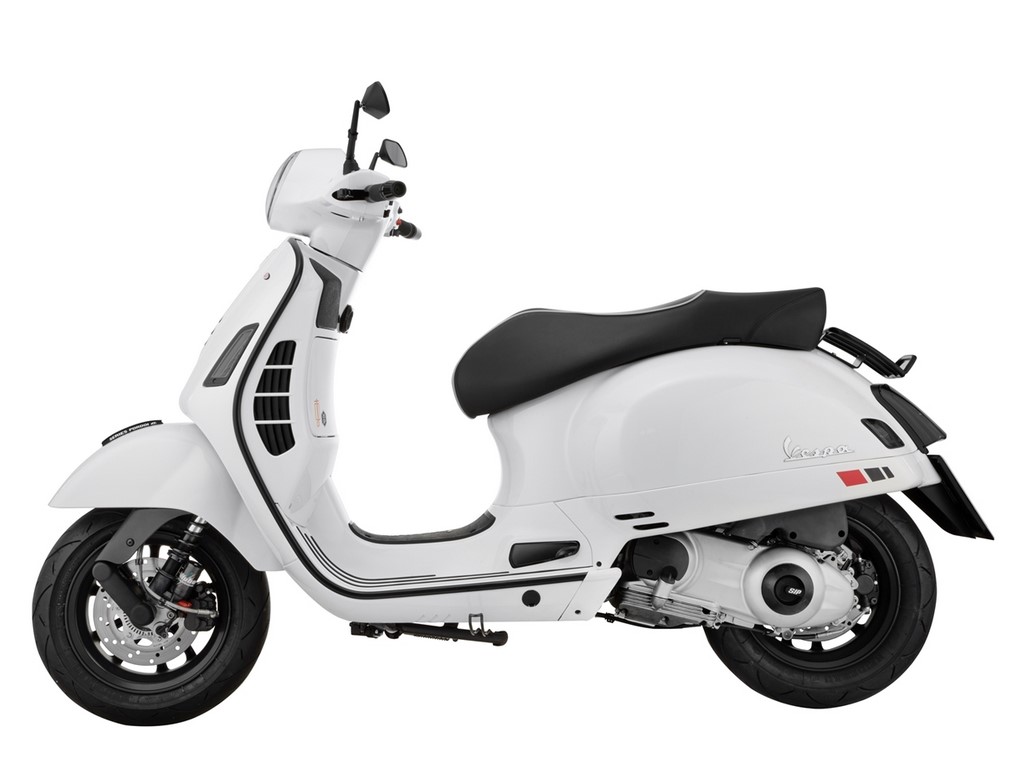 Kit indicatori di direzione anteriori e posteriori per Vespa GTS/GTS Super/GTV/GT 60/GT/GT L ('03-'13), colorati