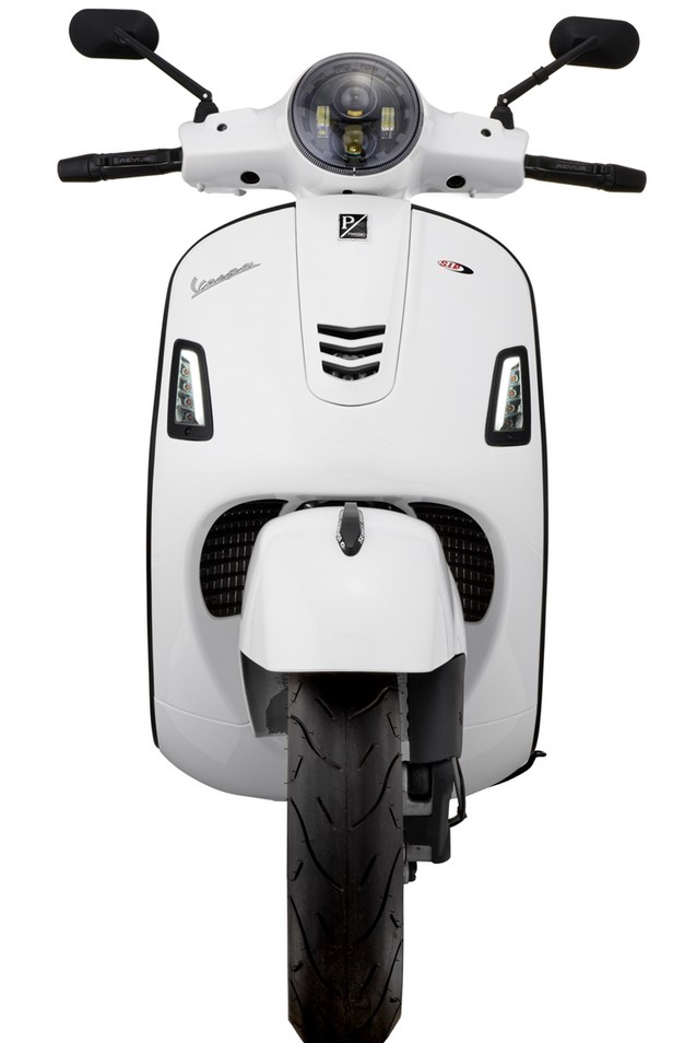 Kit indicatore di direzione anteriore destro/sinistro per Vespa GTS/GTS Super/GTV/GT 60/GT/GT L ('03-'13), colorato