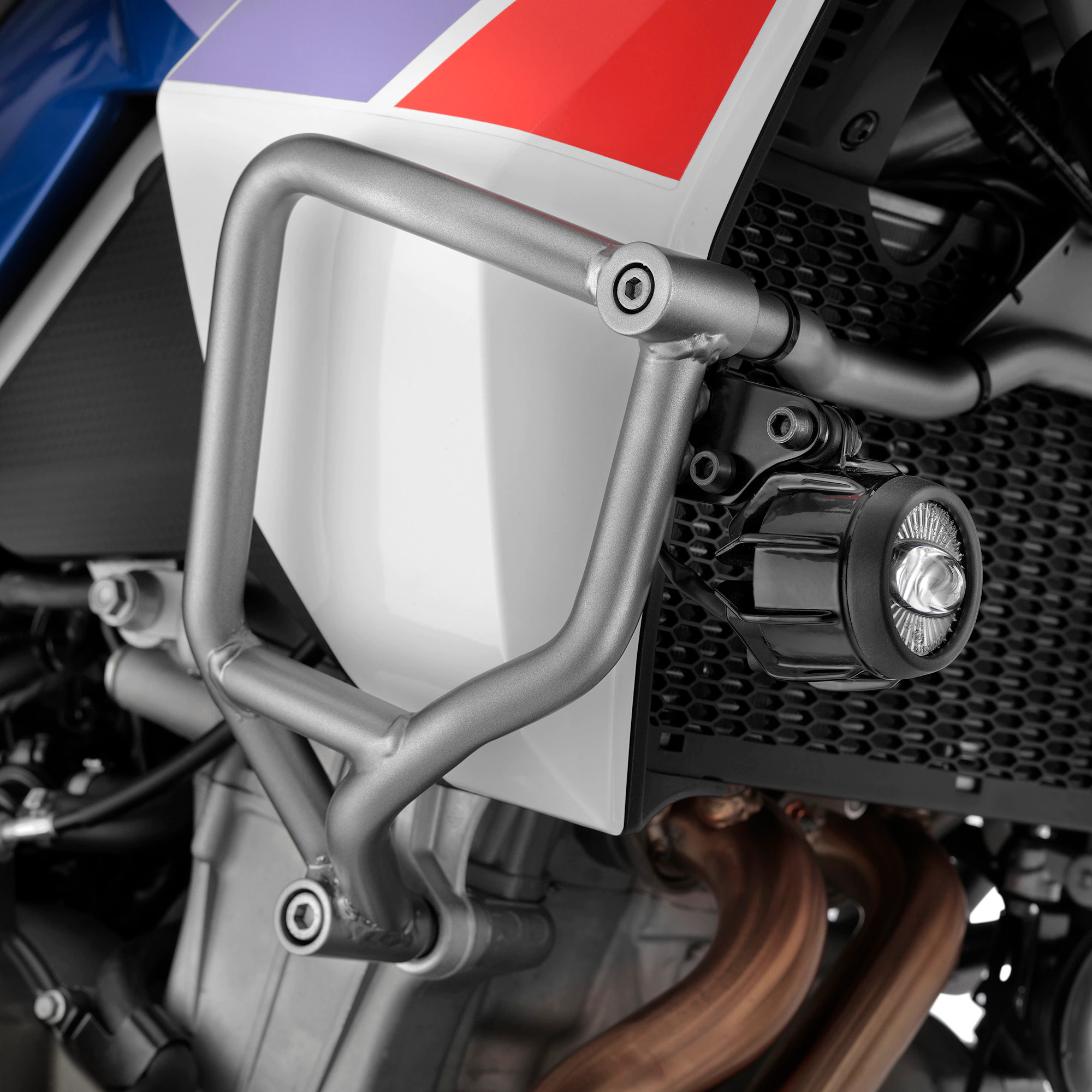 Fendinebbia a LED per Aprilia Tuareg 660 / SR GT 125 / Moto Guzzi V85 TT 24-