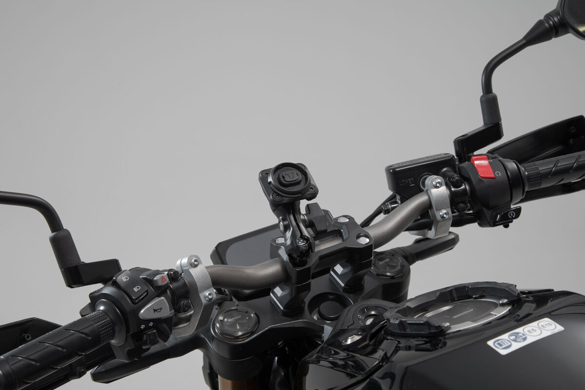 SW-Motech Kit di montaggio Navi T-Lock con supporto per smartphone per Ducati Multistrada 1200 /S /Enduro - SW Motech