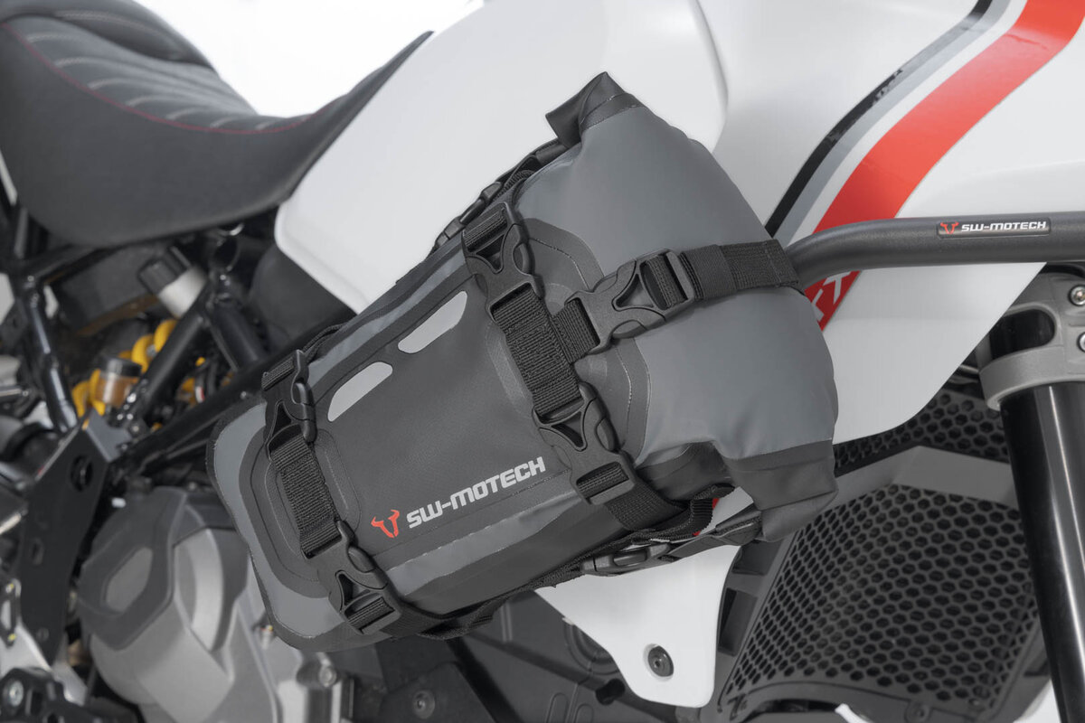 Borsa posteriore Drybag 80 per Aprilia RS 660, nero/grigio - SW Motech
