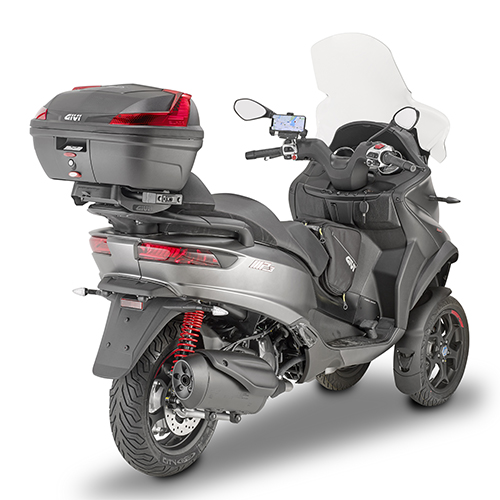 B47 BLADE MONOLOCK bauletto con piastra e catarifrangenti rossi Givi