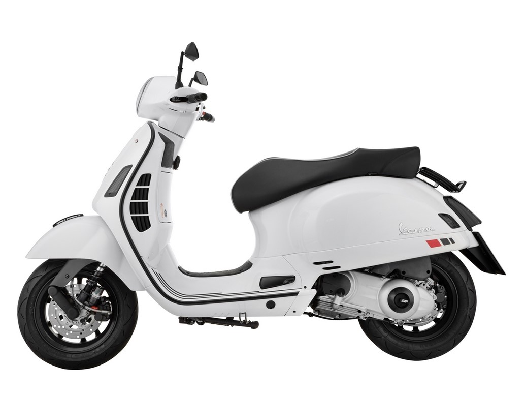 Fanale posteriore MK II LED per Vespa GTS/GTS Super/GTV 125-300cc HPE ('18-), trasparente