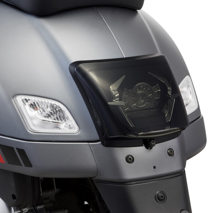 Trasformazione del fanale posteriore per Vespa GTS/GTS Super/GTV 125-300cc ('14-'18), nero opaco