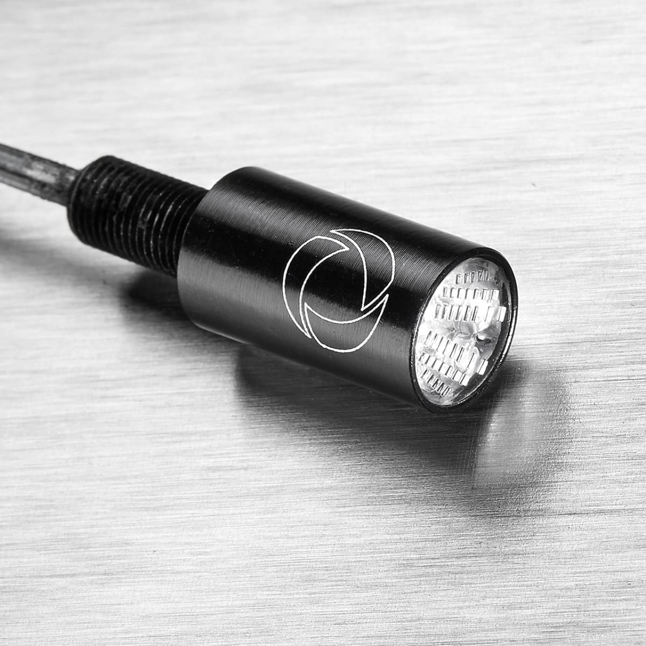 Indicatore di direzione Kellermann, luce posteriore e freno, Atto DF Integral, alluminio, LED, HL/HR 12 V, nero lucido