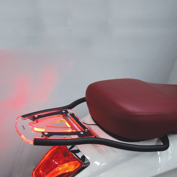Portapacchi trasparente per Vespa Sprint e Vespa Primavera - Isotta