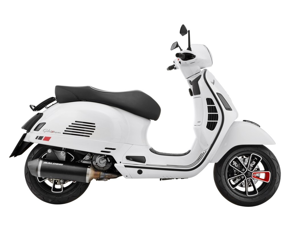 Portapacchi posteriore anni '70 per Vespa GTS/GTV/GT 125-300cc 4T LC, nero opaco