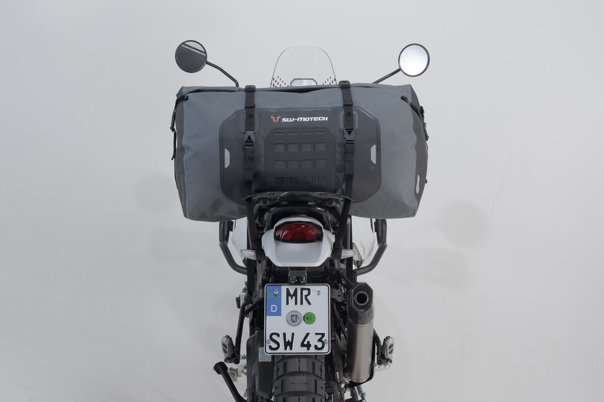 Borsa posteriore Drybag 600 per Aprilia RSV 4 Tuono 1100, nero / grigio - SW Motech