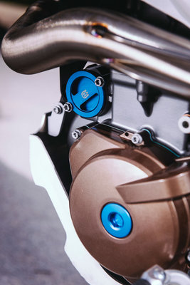 Tappo filtro olio originale di fabbrica per Husqvarna FS 701 Supermoto