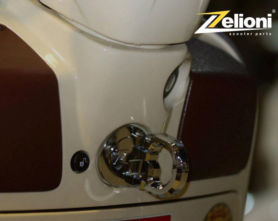 Gancio portapacchi per Vespa GTS/GTS Super/GTV/GT 60/GT/GT L/S 50-300cc, cromato
