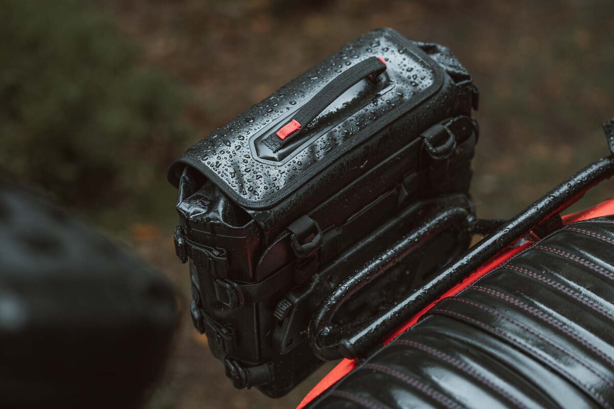 SW-Motech SysBag WP M con piastra di adattamento destra per Honda XL 750 Transalp (23-) SW-Motech
