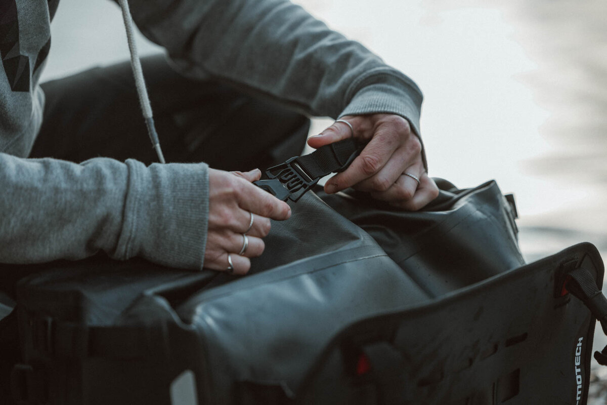SW-Motech SysBag WP L con piastra di adattamento destra per Honda XL 750 Transalp (23-) SW-Motech