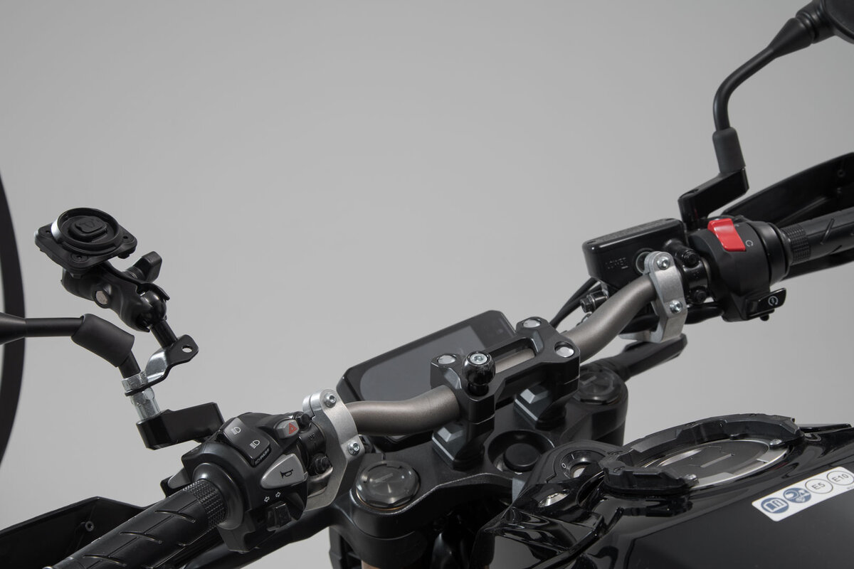 Kit di montaggio Navi T-Lock con borsa per smartphone per Aprilia RSV 4 Tuono 1100 (21-) - SW Motech-Copy