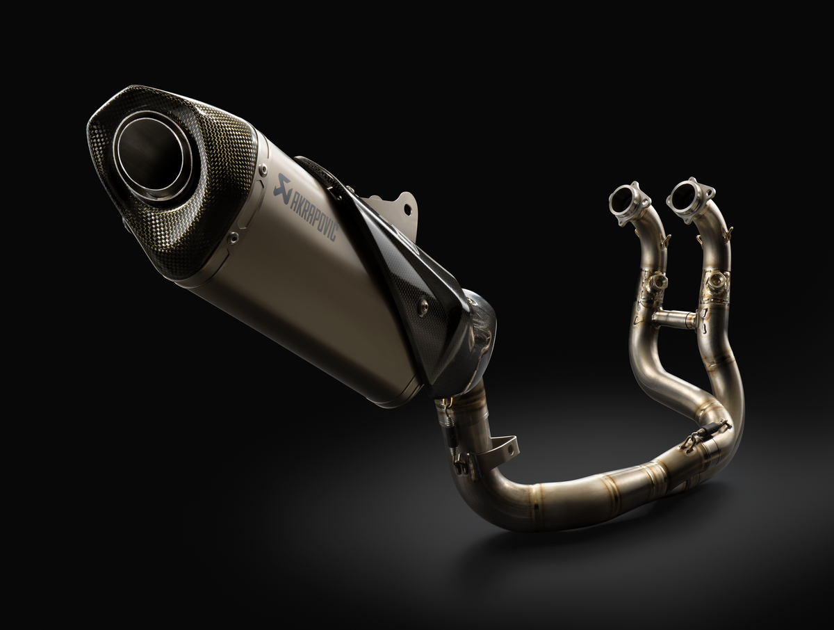 Kit Akrapovic Sistema di scarico EVOLUTION LINE per KTM 790 Duke (Bj.18-)